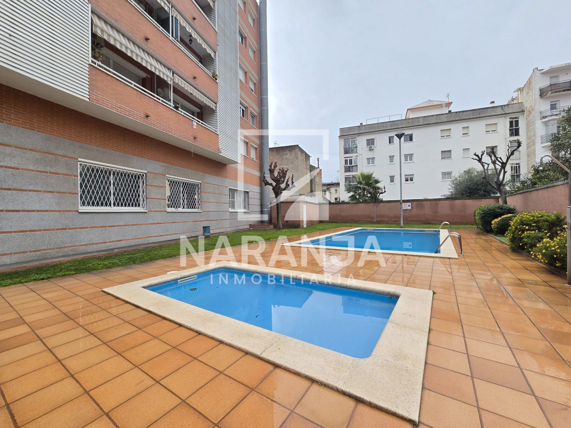 Swimming pool of Flat for sale in Mollet del Vallès  with Balcony and Community pool