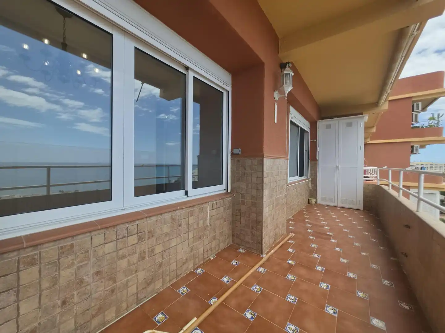 Terrasse von Wohnungen zum Verkauf in Torremolinos mit Terrasse und Gemeinschaftspool