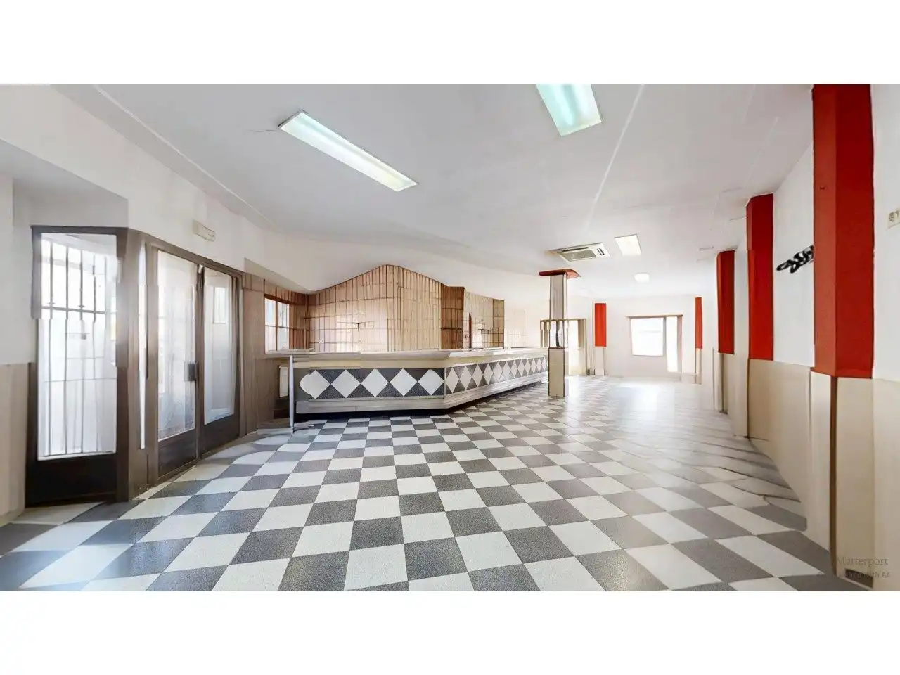 Locale commerciale in vendita a Carlet