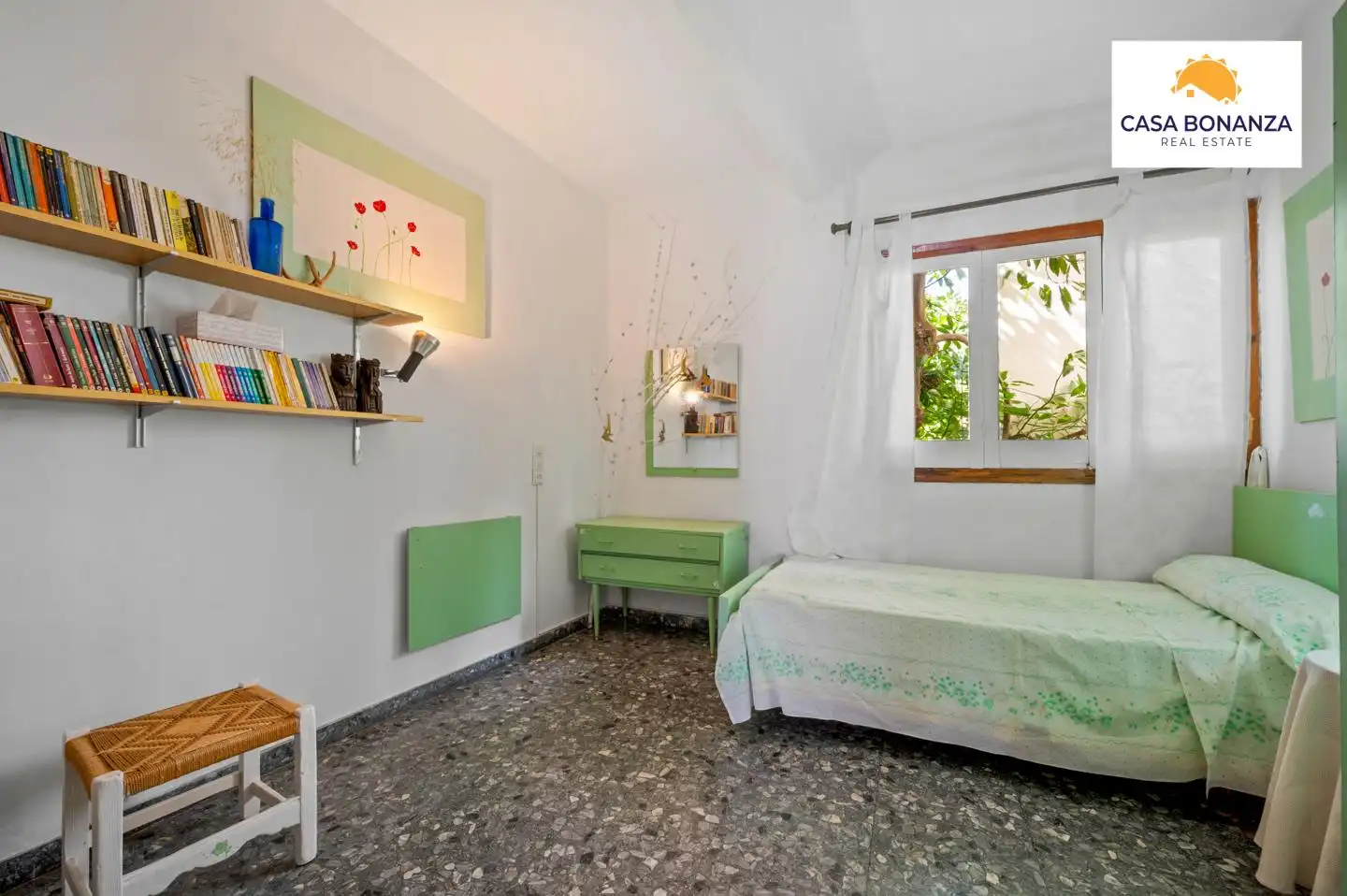 Bedroom of Houses for sale in Jete  with Private garden and Furnished