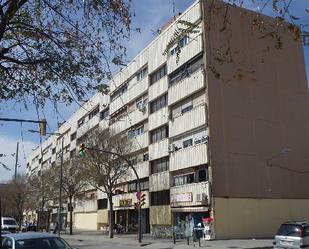 Exterior view of Flat for sale in Sant Adrià de Besòs