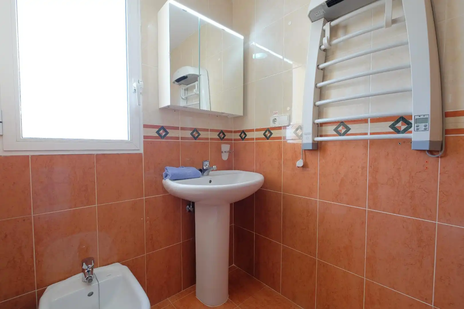 Badezimmer von Dachboden zum Verkauf in Calpe / Calp mit Klimaanlage, Heizung und Privatgarten