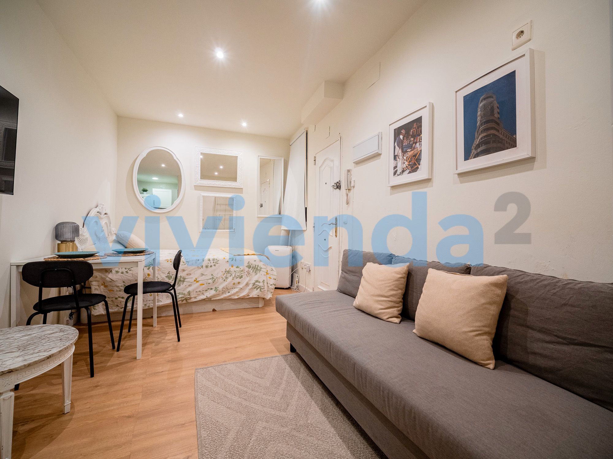 Bedroom of Flat for sale in  Madrid Capital  with Heating and Furnished