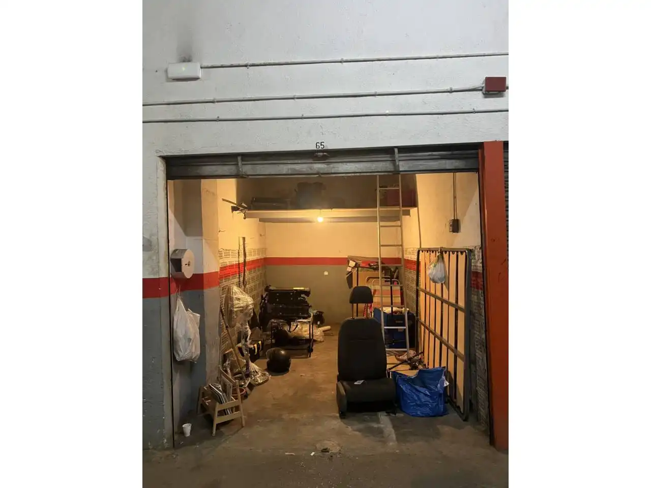 Garage zum Verkauf in Montornès del Vallès