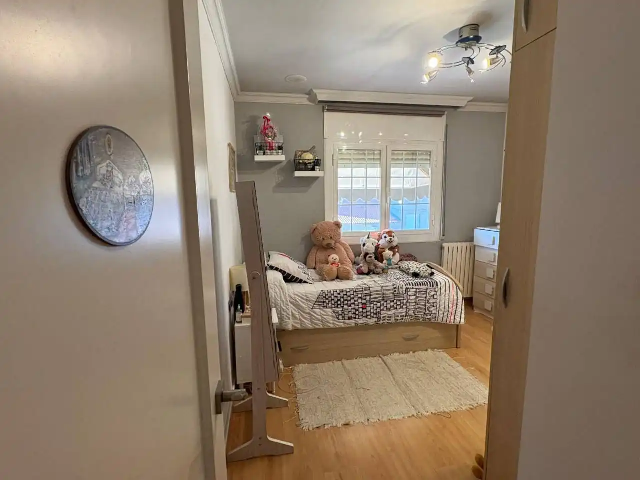 Habitación de Casa adosada en venta en Binéfar con Aire acondicionado, Calefacción y Jardín privado