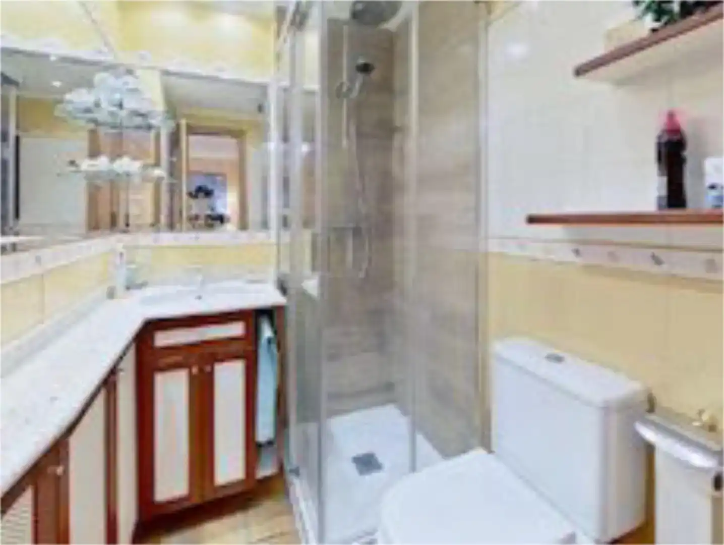 Bany de Casa o xalet en venda en Vitoria - Gasteiz amb Jardí privat, Parquet i Traster