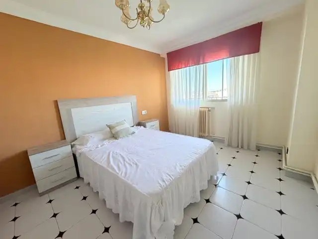 Schlafzimmer von Wohnung zur Miete in Puertollano mit Klimaanlage, Heizung und Möbliert