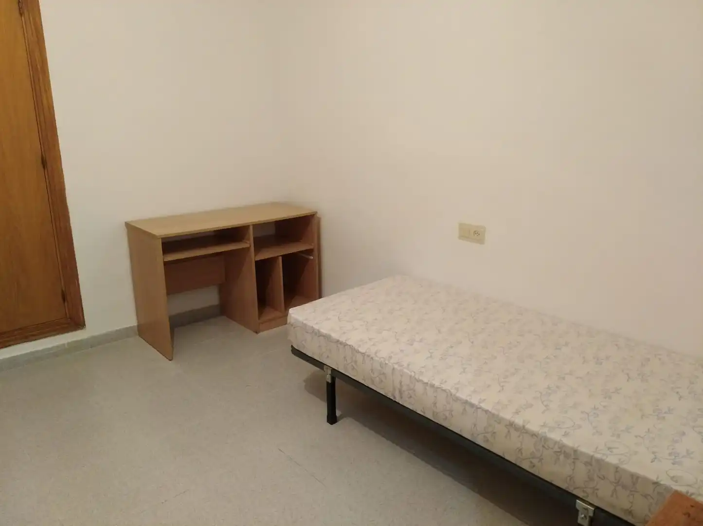 Habitación de Piso en venta en Girona con Terraza y Amueblado