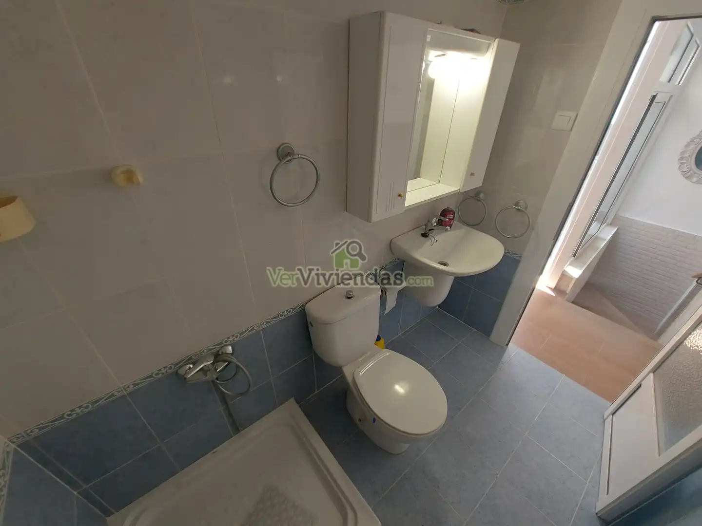 Baño de Planta baja en venta en Castellar del Vallès con Terraza, Horno y Internet