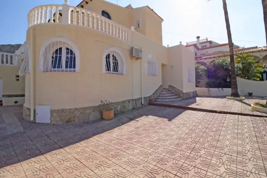 Exterior view of Houses for sale in Calpe / Calp  with Air Conditioner and Swimming Pool