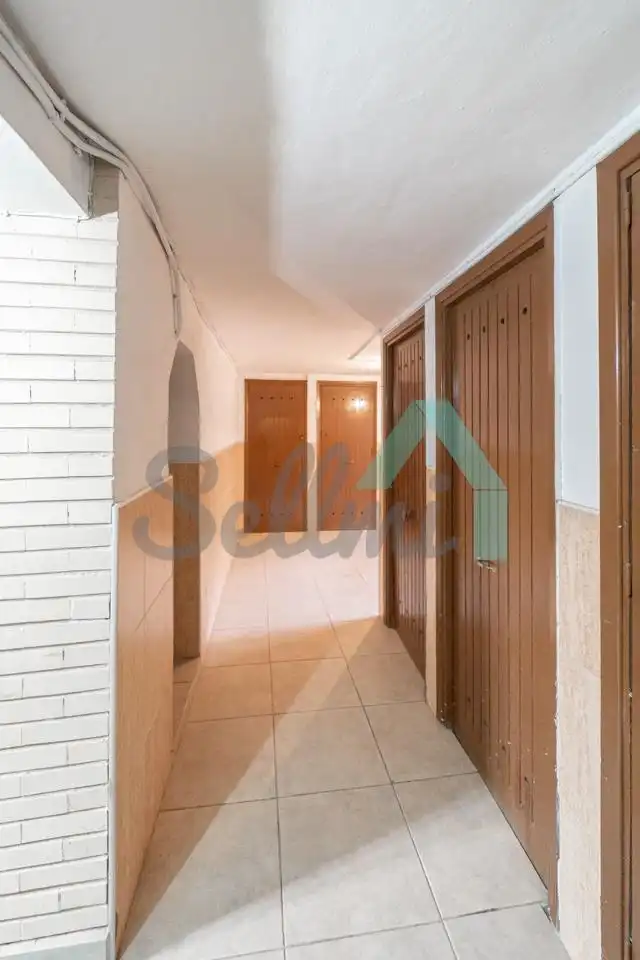 Planta baja en venta en Aller con Calefacción, Trastero y Amueblado