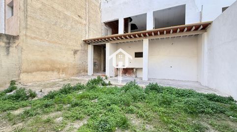 LOCAL EN VENTA EN ALICANTE, 222m2, PATIO Y DOS PLANTAS. EN PLENA AVENIDA ALCOY, imatge 2