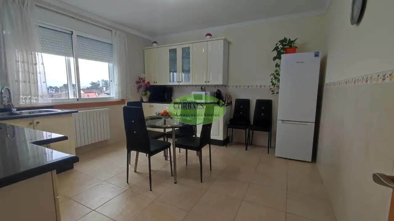 Chalet con terraza en venta en Barbadás, imagen 4