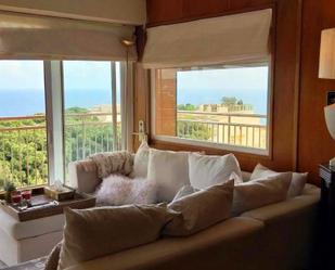 Living room of Apartment for sale in Sant Feliu de Guíxols  with Heating, Private garden and Terrace