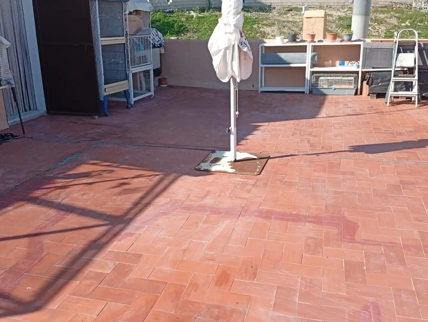 Casa adosada en venda a Cortes - Huertas