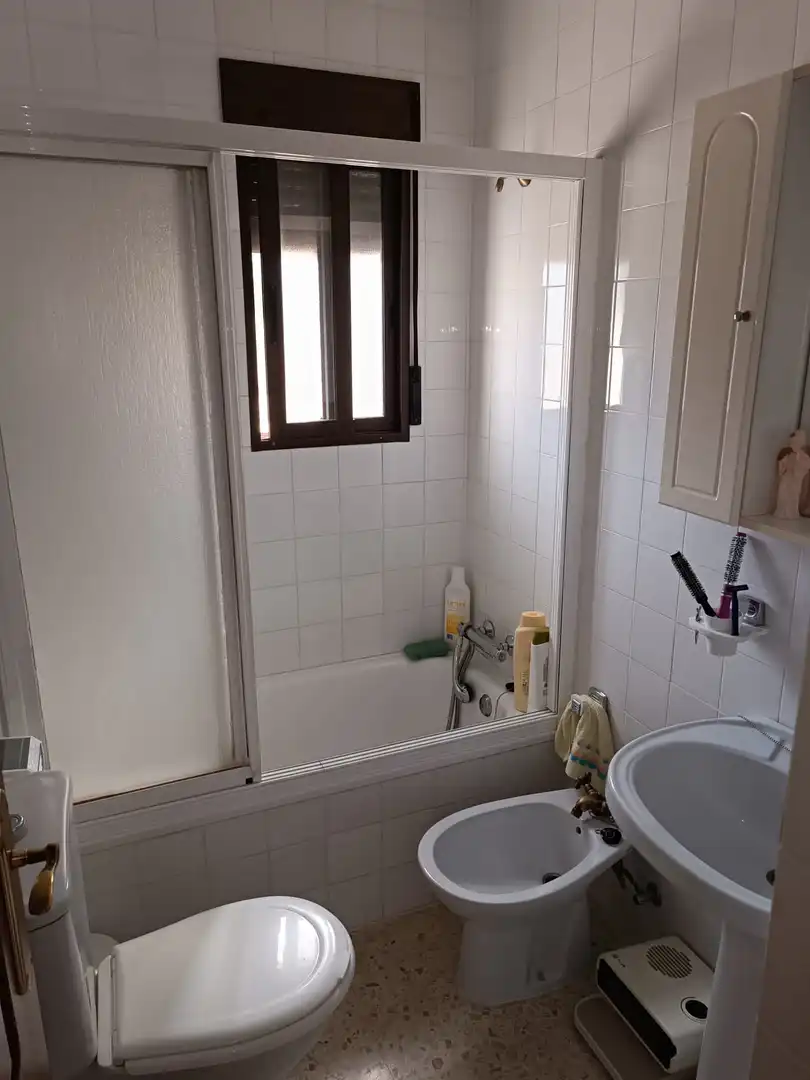 Bany de Casa adosada en venda en Villaviciosa de Córdoba amb Moblat