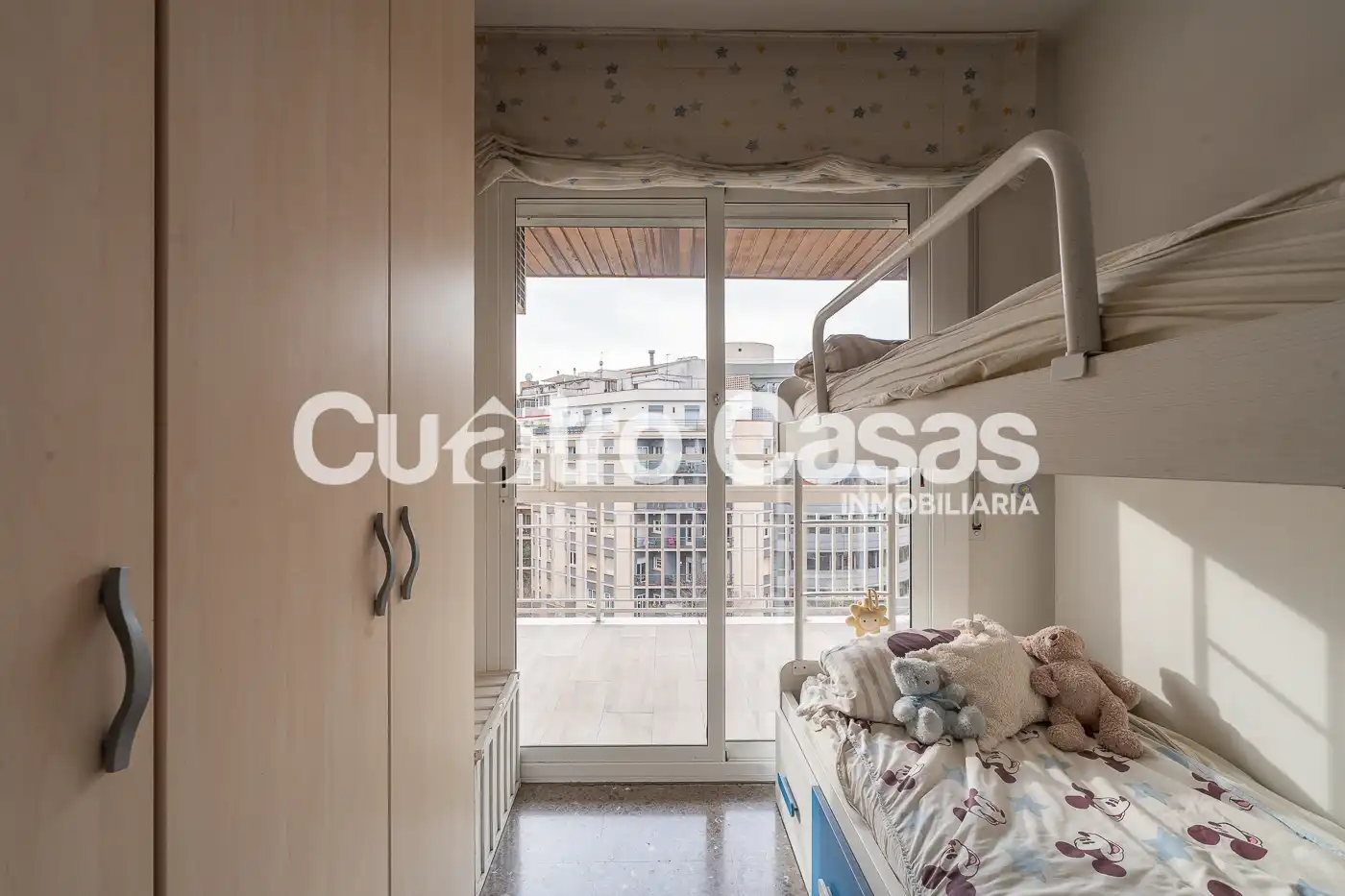 Dormitori de Pis en venda en Barcelona amb Aire condicionat, Calefacció i Terrassa
