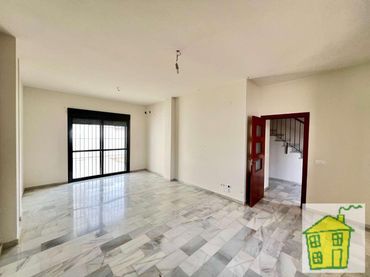 Maison avec balcon à vendre à Andújar