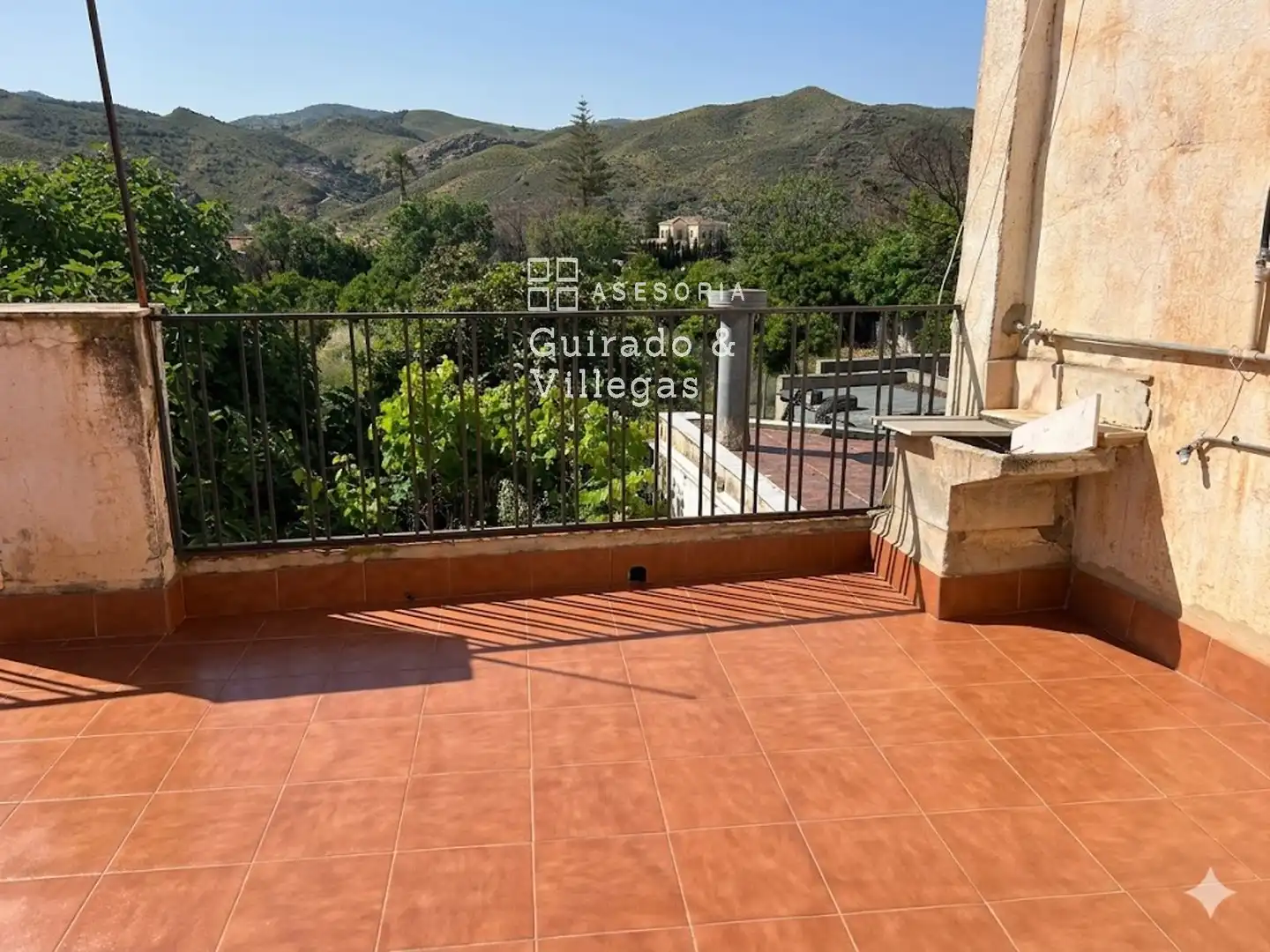 Terrace of Detached homes for sale in Fines  with Storage room and Balcony