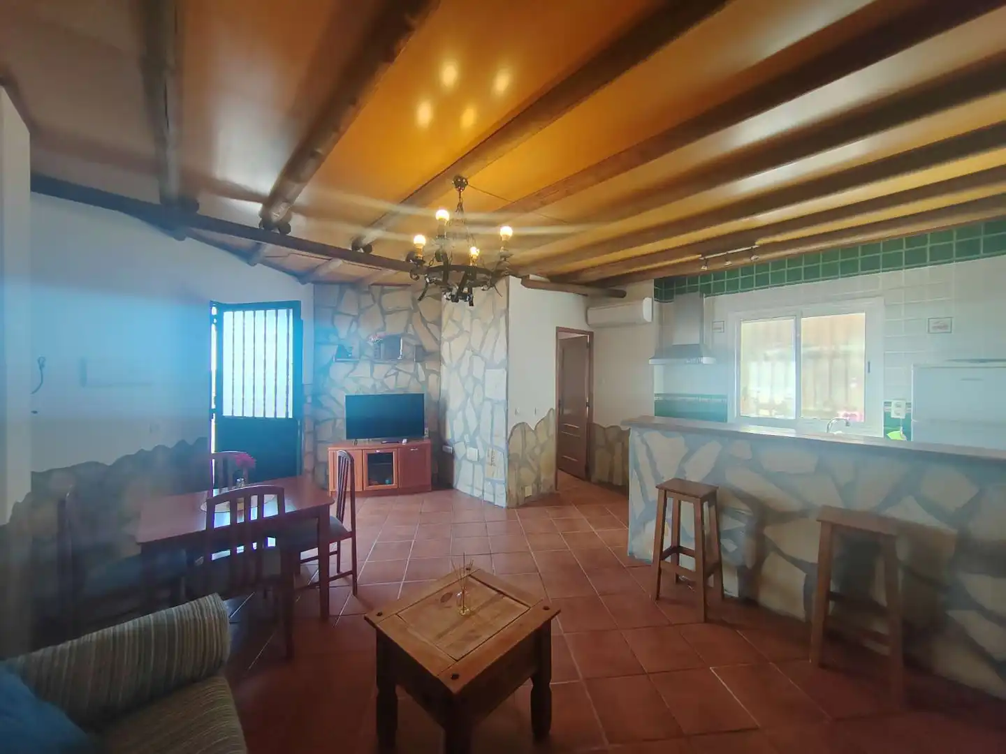 Sala de estar de Apartamento de alquiler en Cómpeta con Aire acondicionado y Amueblado