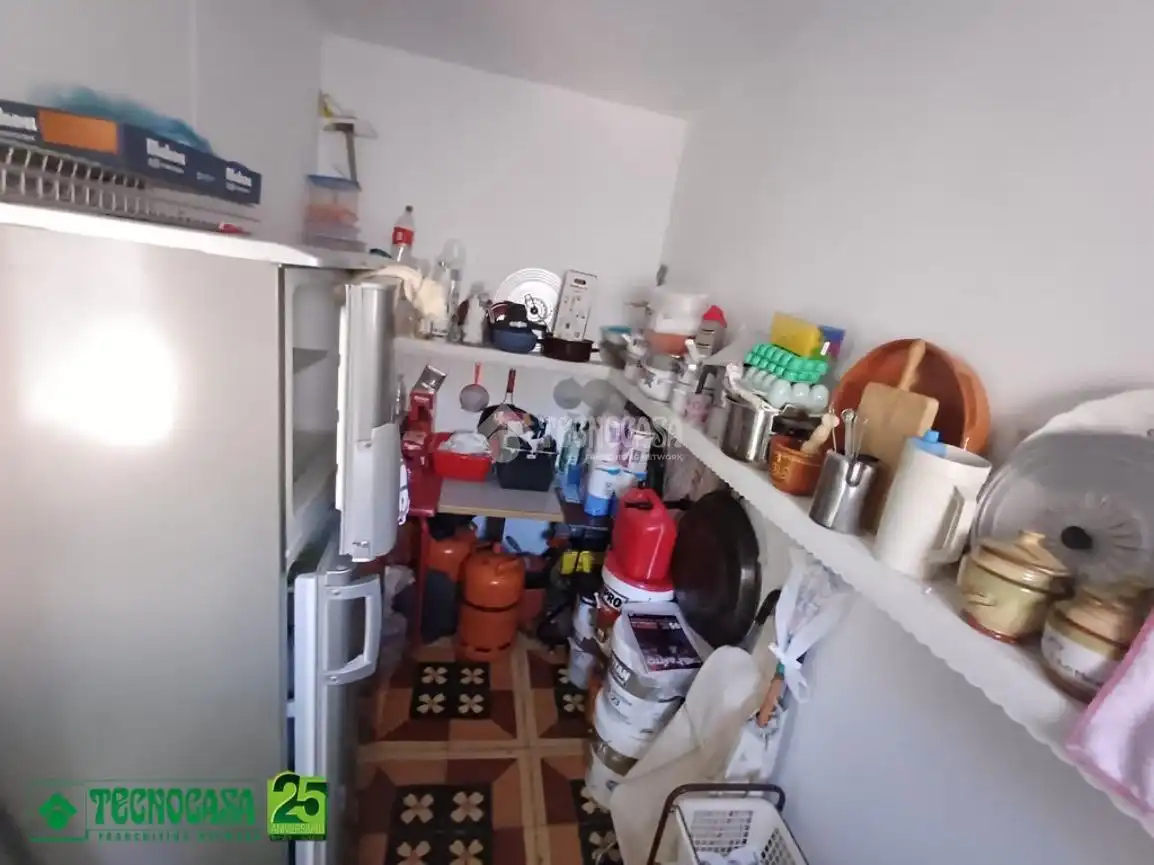 Casa aparellada en venda a C. Orense, imagen 10