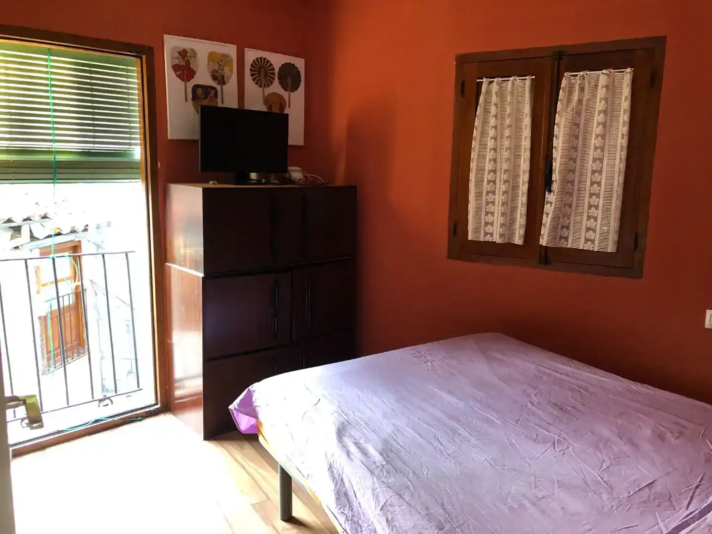 Dormitori de Apartament de lloguer en Hervás amb Aire condicionat, Parquet i Moblat