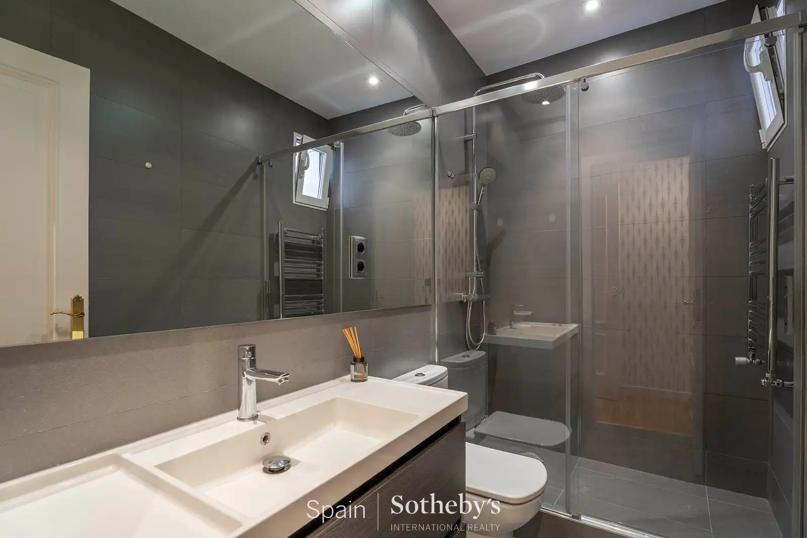 Apartament amb ascensor en venda a Calle de la Santísima Trinidad, imagen 27