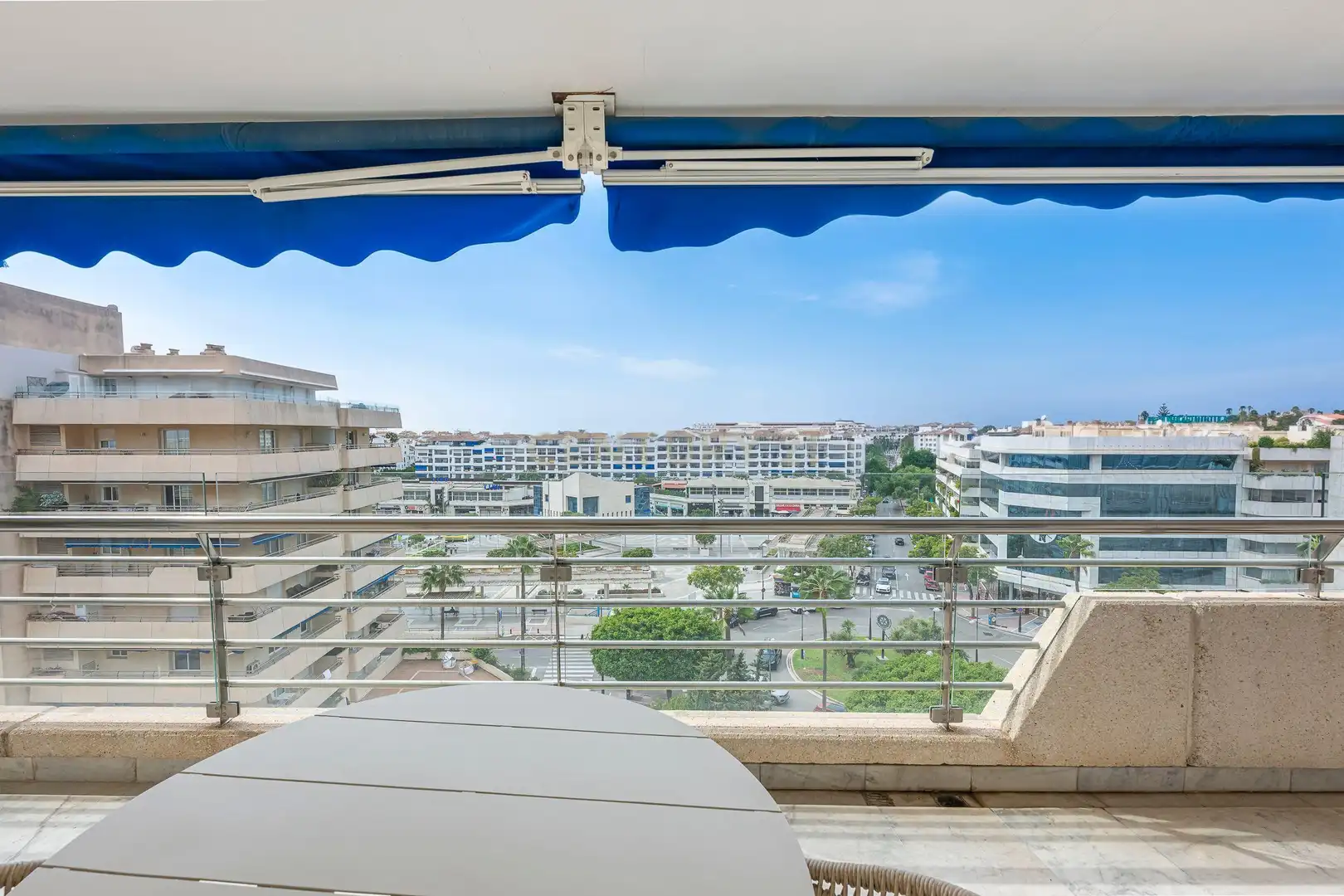 Mini appartamento con piscina in vendita a Calle Ramón Areces, Marbella, Spain Marina Banús 2, imagen 24