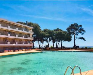 Piscina de Apartament en venda en Cambrils amb Aire condicionat, Calefacció i Terrassa