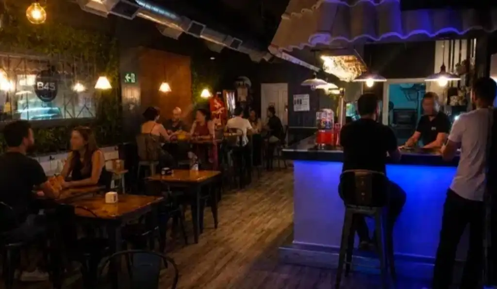 Local comercial en alquiler en Avenida de la Unión Europea