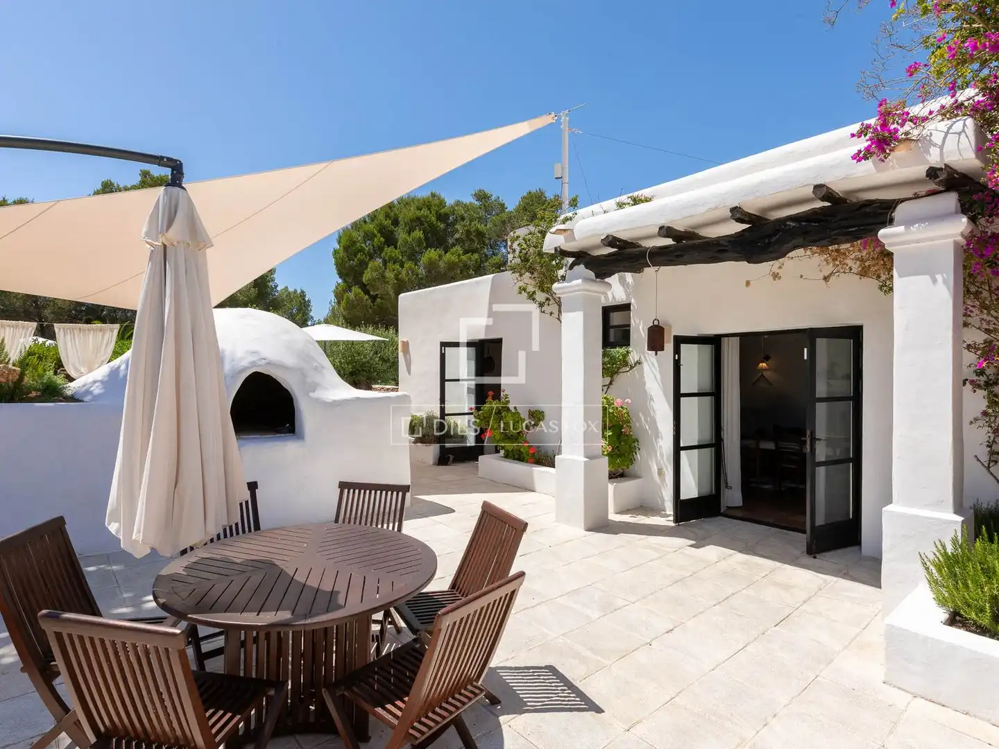 Terrace of Country homes for sale in Santa Eulària des Riu  with Furnished