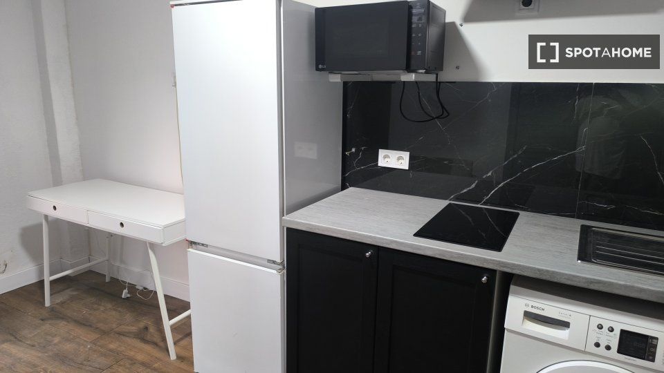 Flat to rent in Los Rosales