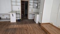 Cuina de Local en venda en L'Hospitalet de Llobregat amb Alarma