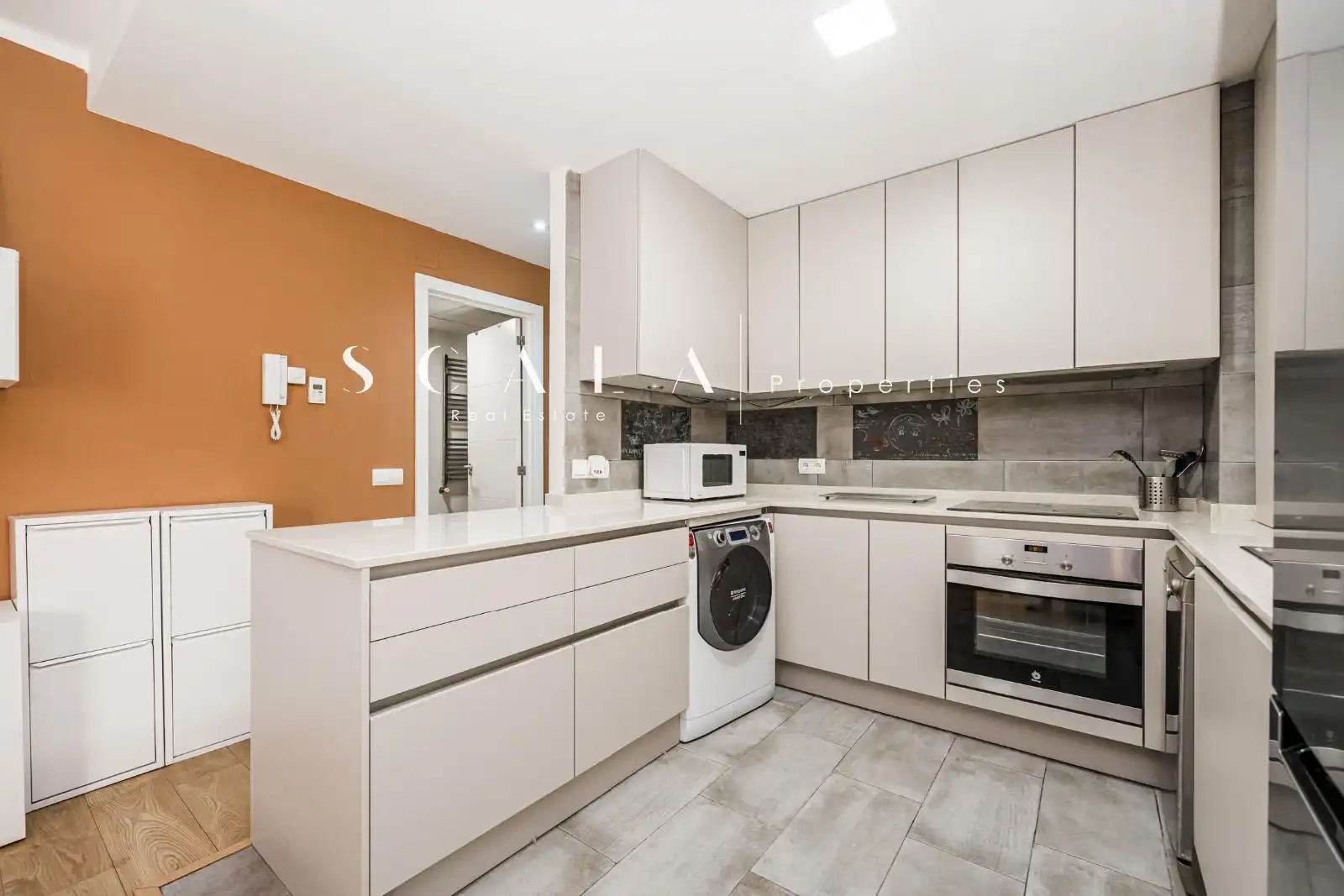 Kitchen of Flat for sale in Madrid  with Air Conditioner, Heating and Terrace