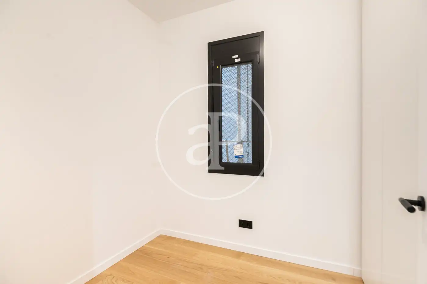 Schlafzimmer von Wohnung zum Verkauf in Barcelona mit Klimaanlage und Heizung