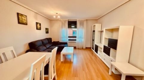 Foto 2 de Apartament de lloguer a Villaquilambre, León