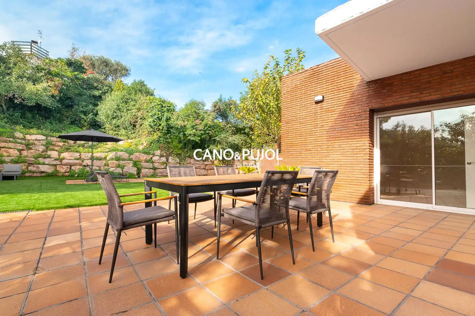 Terrace of Houses for sale in Sant Cugat del Vallès  with Air Conditioner, Terrace and Swimming Pool