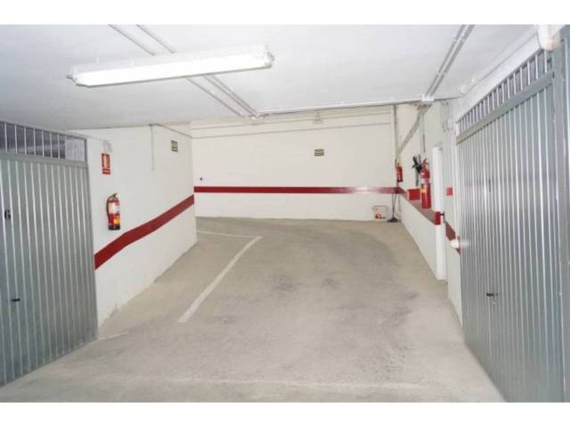 Garaje en Venta en Baena