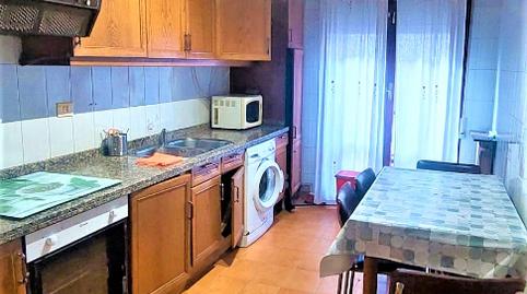 Foto 4 de Pis en venda a Calle Fermín Canella, Laviada, Asturias