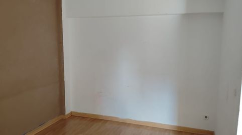 Foto 4 de Piso en venta en C/ Vía Carpetana, Los Cármenes, Madrid Capital