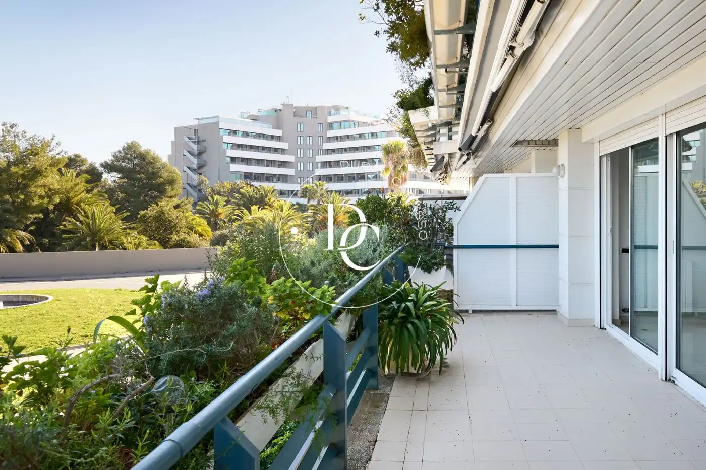 Vista exterior de Piso en venta en Sitges con Aire acondicionado, Calefacción y Jardín privado