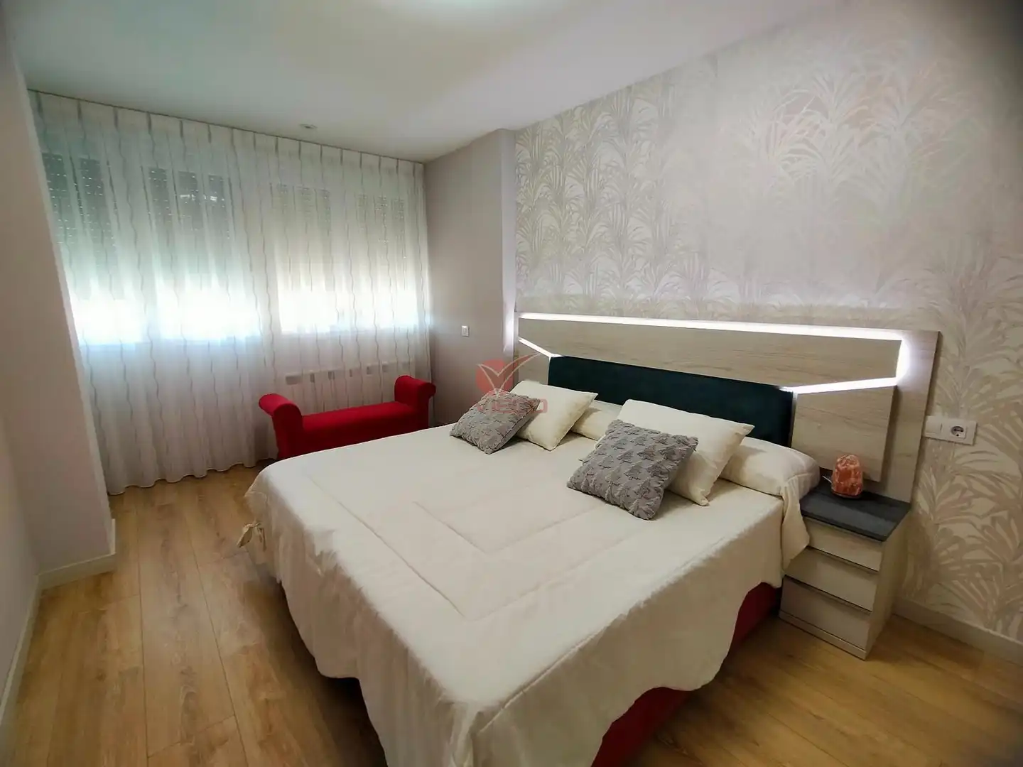 Schlafzimmer von Wohnung zur Miete in Cuenca mit Heizung, Terrasse und Möbliert
