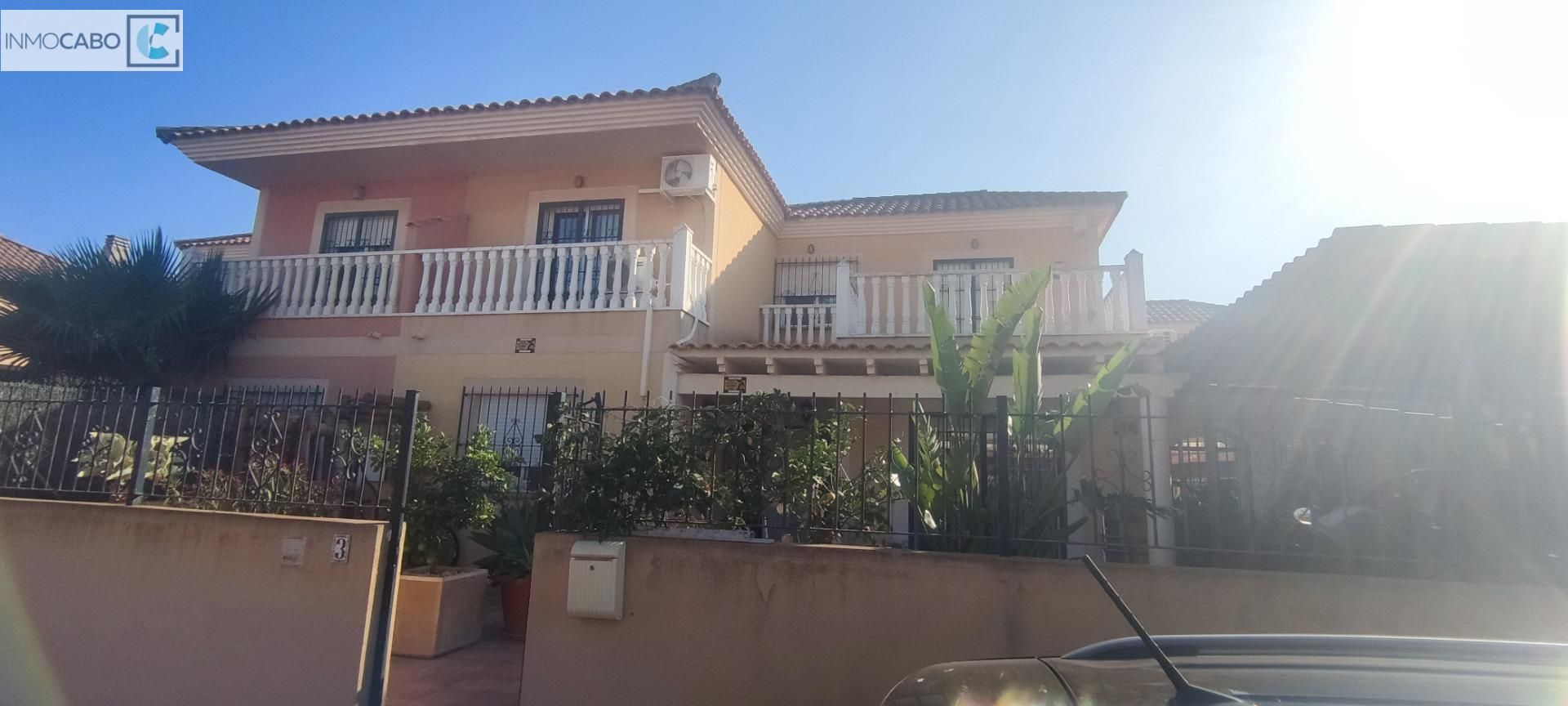 Exterior view of House or chalet for sale in Los Alcázares  with Air Conditioner, Heating and Private garden