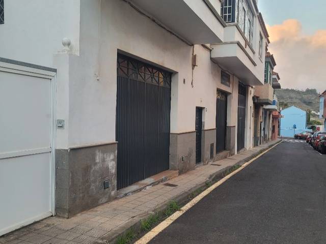 Local comercial en Alquiler en Calle la Bandera, 3 en La Laguna