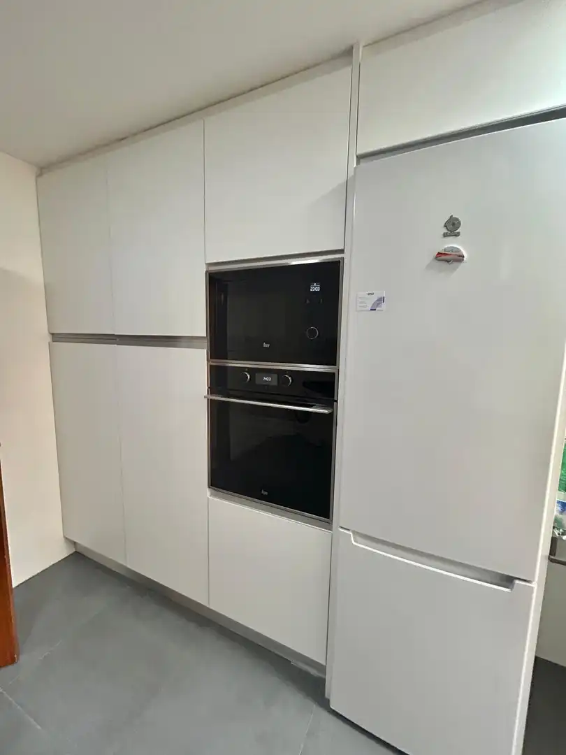 Kitchen of Flat for sale in Sevilla  with Air Conditioner and Community pool