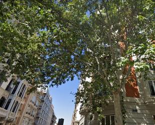 Exterior view of Flat for sale in  Madrid Capital  with Air Conditioner and Terrace