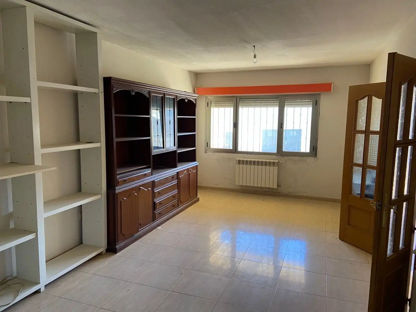 Sala de estar de Casa adosada en venta en Villarrubia de los Ojos con Calefacción, Terraza y Trastero