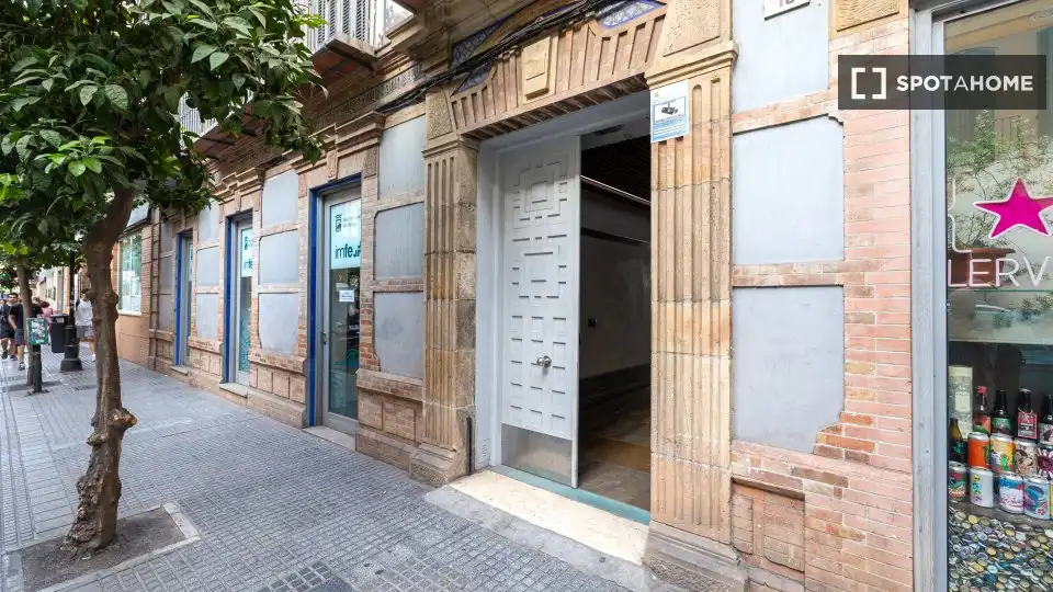 Apartament per a compartir en Málaga amb Aire condicionat, Terrassa i Moblat