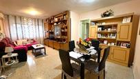 Sala d'estar de Pis en venda en  Madrid Capital amb Aire condicionat, Calefacció i Terrassa