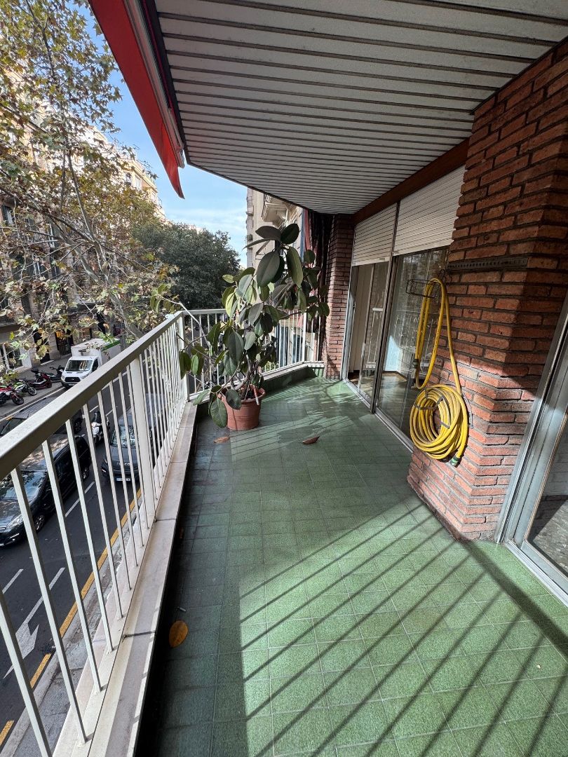 Wohnung zum Verkauf in Carrer de Còrsega, Dreta de l'Eixample, Eixample